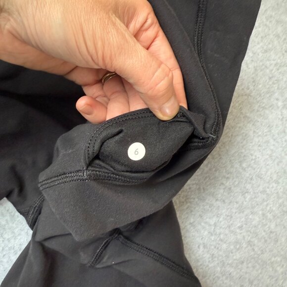 Lululemon Black Crop‎ Leggings Criss Cross Pure Practice Pant High Waist Size 6 - Picture 3 of 16